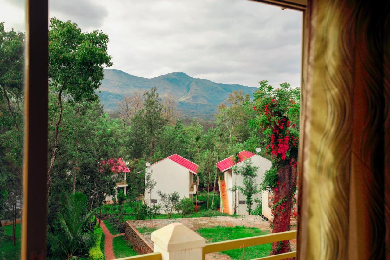 The Blossom Resort - Chikmagalūr Екстериор снимка